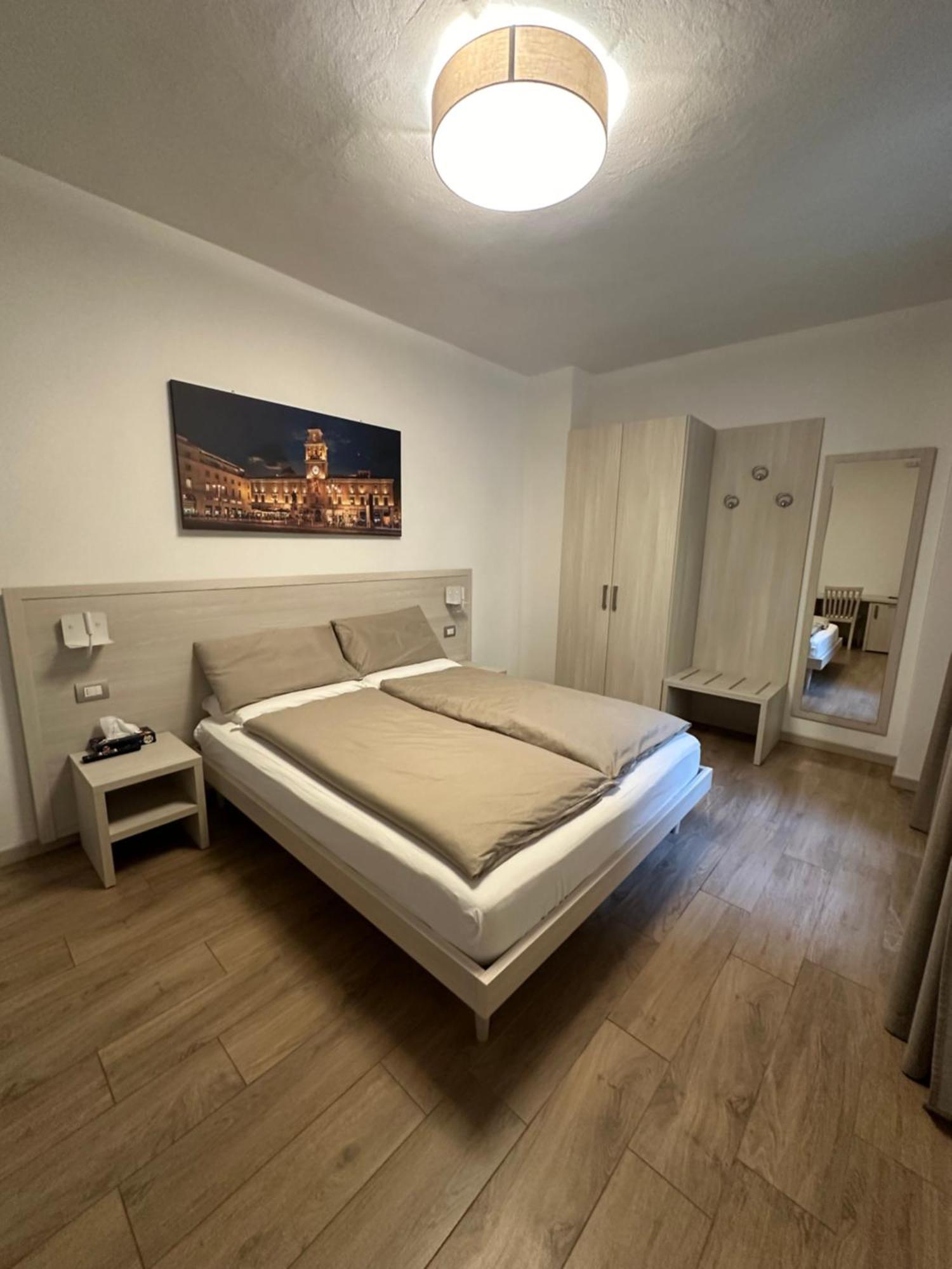 Hotel Residenza Pezzani Parma Zewnętrze zdjęcie